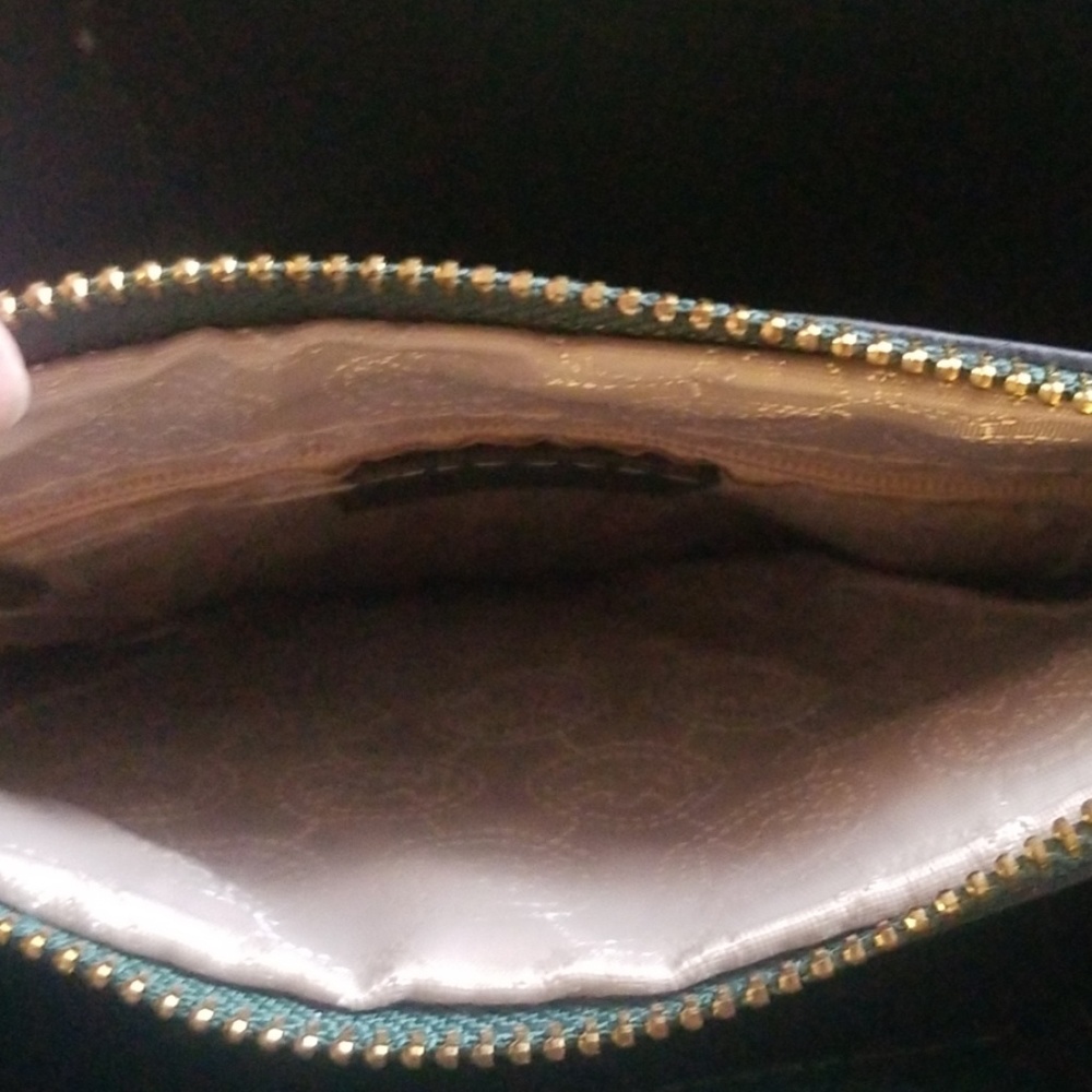 Purse - Picture 7 of 8